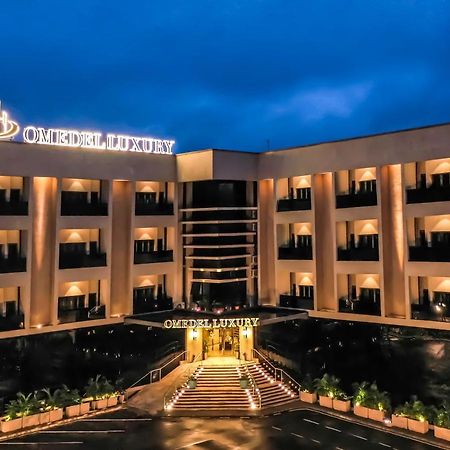 Omedel Luxury Hotel เอนูกู ภายนอก รูปภาพ