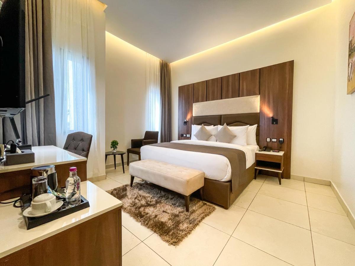 Omedel Luxury Hotel เอนูกู ภายนอก รูปภาพ