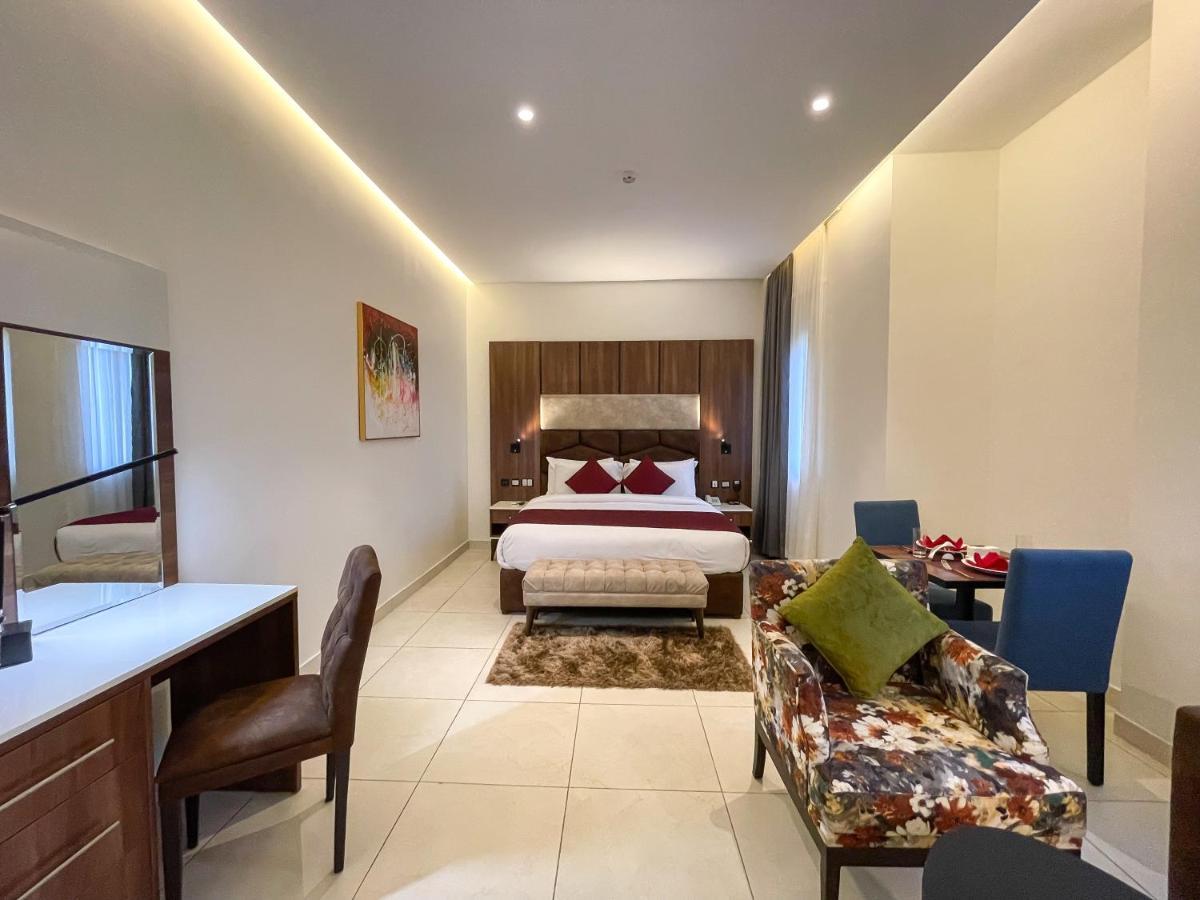 Omedel Luxury Hotel เอนูกู ภายนอก รูปภาพ